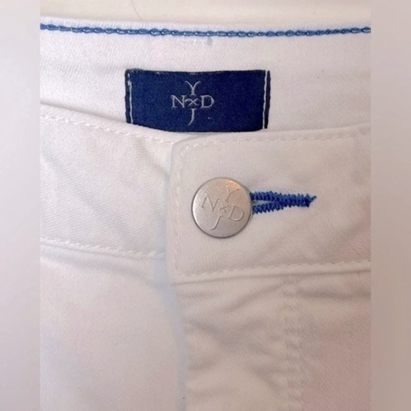 NYDJ White Ankle Embroidered Women’s Jeans Lift & Tuck Technology Size 6 - Picture 3 of 13